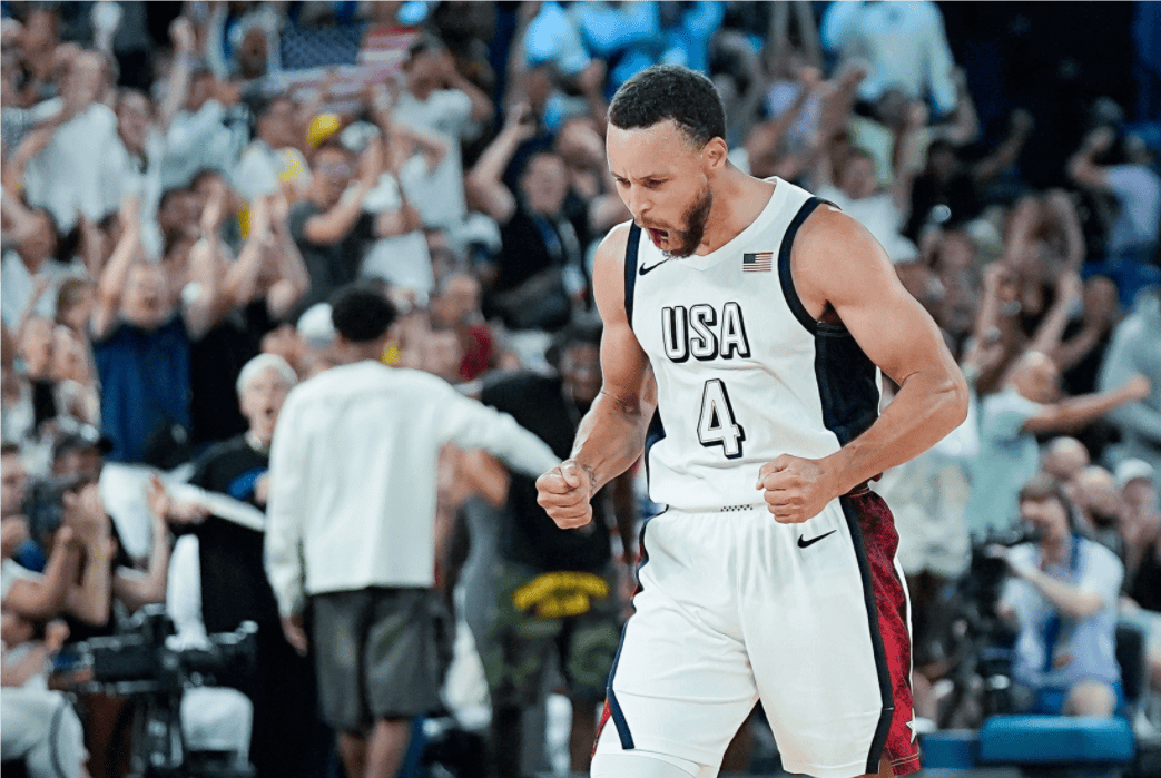 包含库里迎来十二赛季高光表现，塞尔维亚队球迷沸腾！的词条